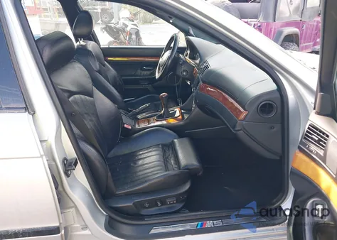 2003 BMW M5 z USA, uszkodzony, nr VIN WBSDE93403CF93086